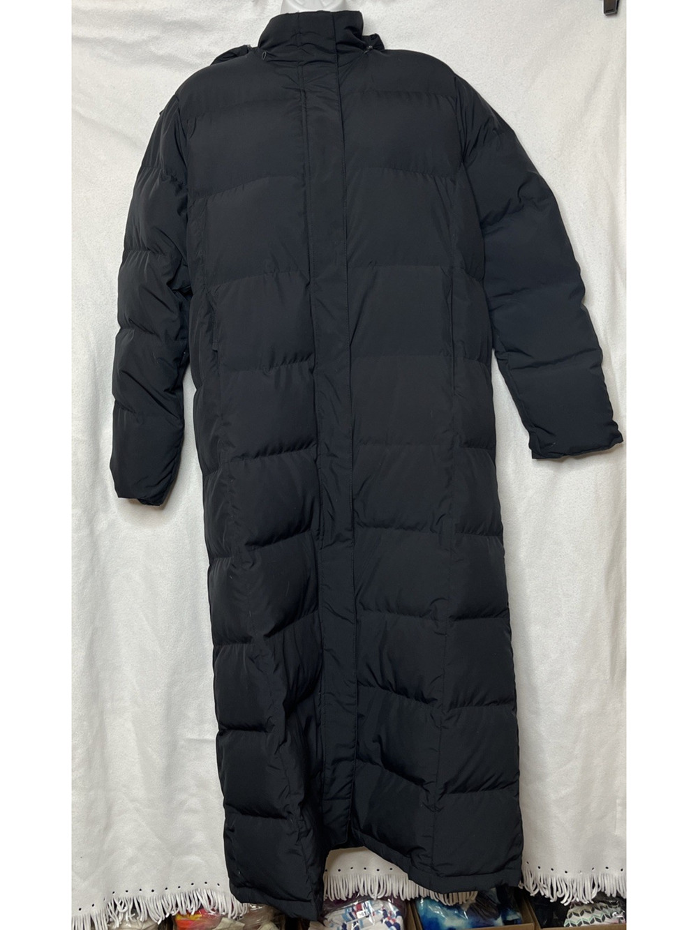 LL Bean Women’s L Reg Black Down Long Hooded Winter Snow Coat 50” Parka Jacket